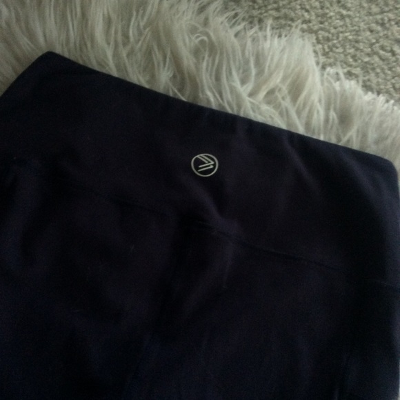 Savvi Hawk Leggings - Picture 5 of 8